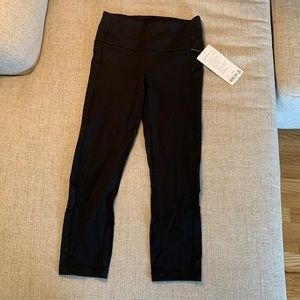 BNWT Lululemon Pace Rival HR Crop 22” Black Leggings